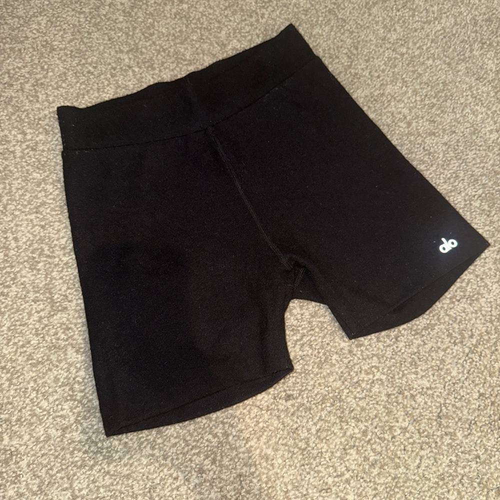 Alo Lounge Shorts - Picture 8 of 8